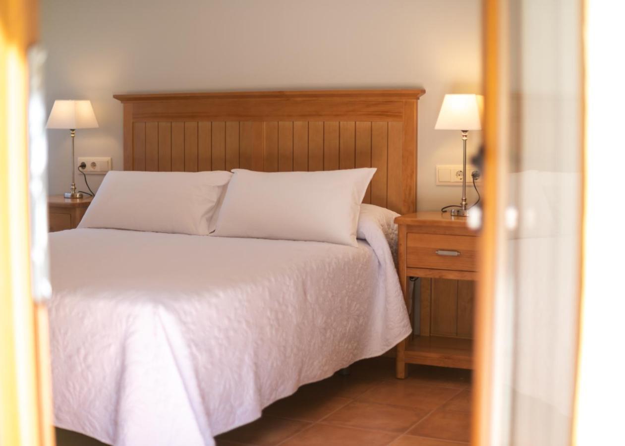 Logis Hotel Restaurante La Casa De Juansabeli Arenas De Cabrales Luaran gambar