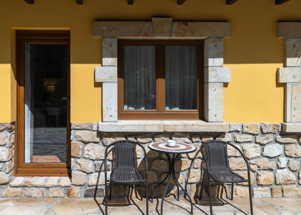 Logis Hotel Restaurante La Casa De Juansabeli Arenas De Cabrales Luaran gambar
